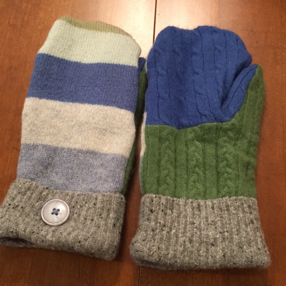 mittens